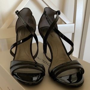 Bandolino BDJeune Heels Strap Sandals Stilettos